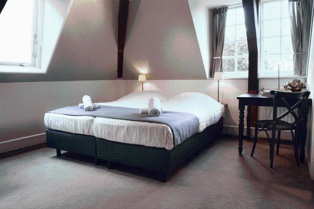 Hotel Aan De Dam Middelburg Room photo